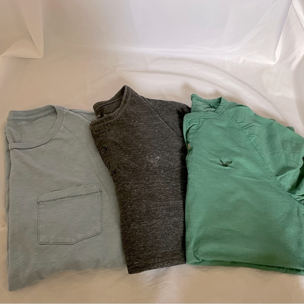 Men’s American Eagle Shirts (3)